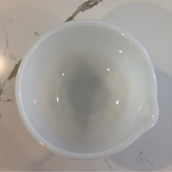 Sunbeam Glasbake VTG baking bowl milk glass  EUC mixing bowl replacement - Picture 2 of 3